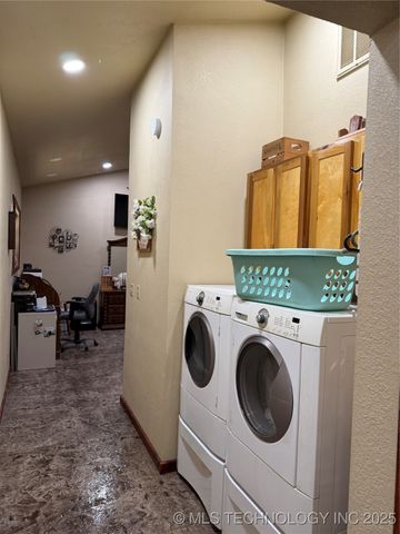 1500 Candlewood, Ardmore, OK 73481