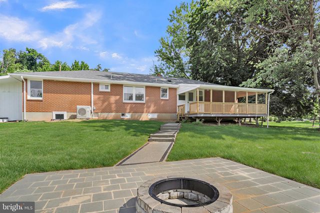 7257 UNION DEPOSIT RD, Hummelstown, PA 17036