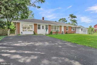 7257 UNION DEPOSIT RD, Hummelstown, PA 17036