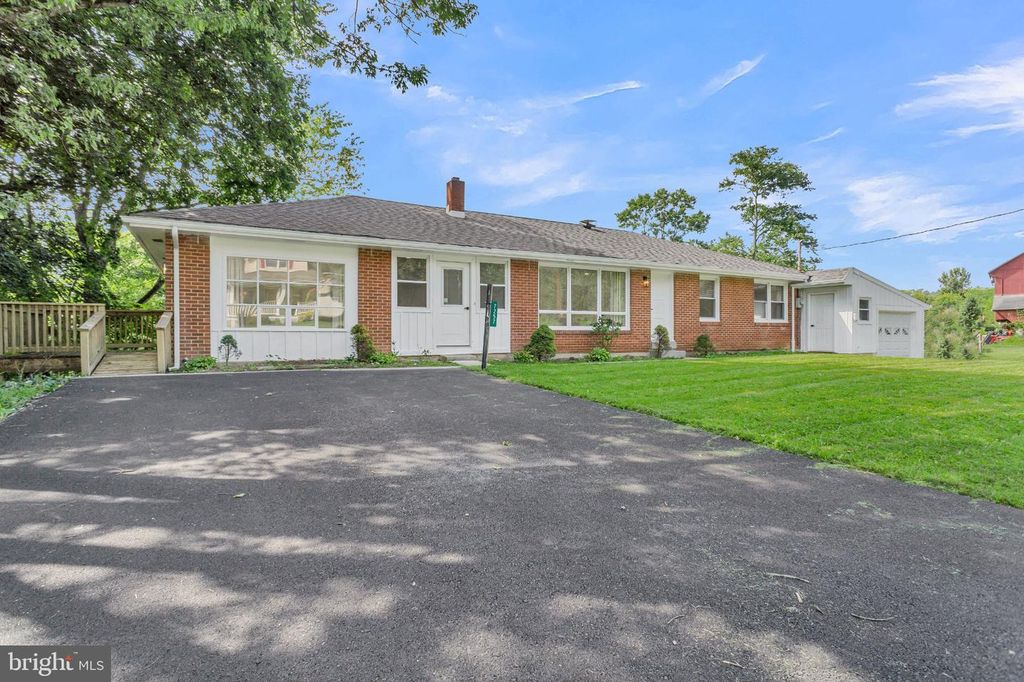 7257 UNION DEPOSIT RD, Hummelstown, PA 17036