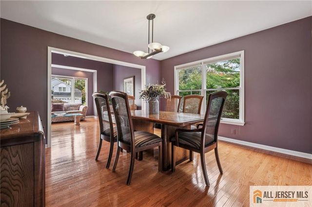 98 King Street, Edison, NJ 08820