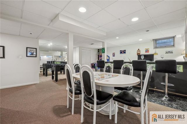 98 King Street, Edison, NJ 08820