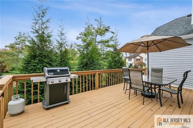 98 King Street, Edison, NJ 08820
