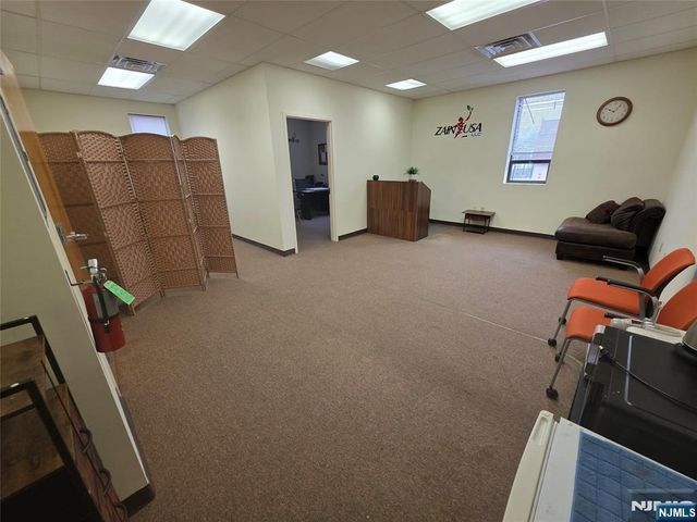 325 Main Street 2L, East Rutherford, NJ 07073