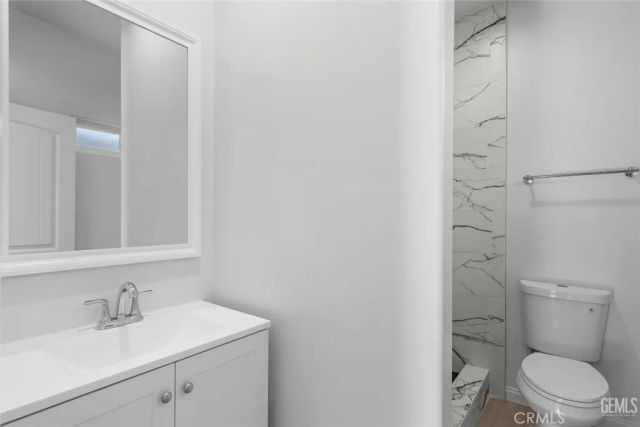 10004 Elmco Avenue, Lamont, CA 93241