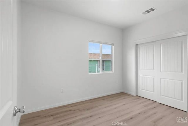 10004 Elmco Avenue, Lamont, CA 93241