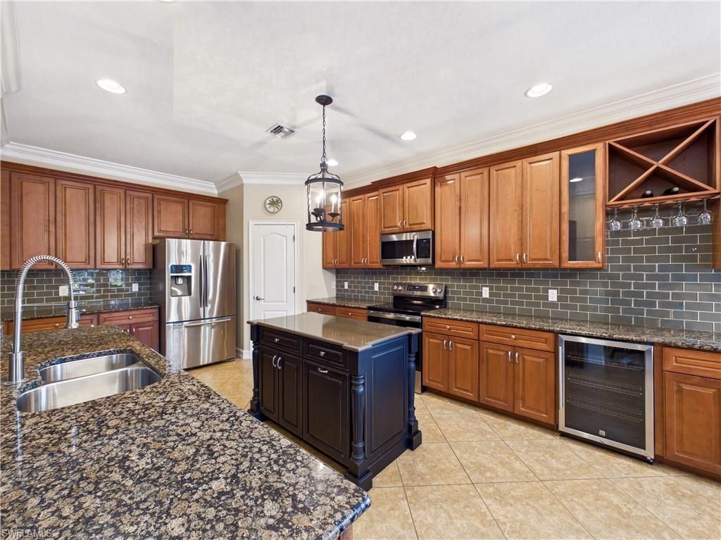 12369 Country Day CIR, FORT MYERS, FL 33913 — photo 3