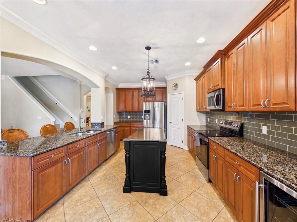 12369 Country Day CIR, FORT MYERS, FL 33913 — photo 4