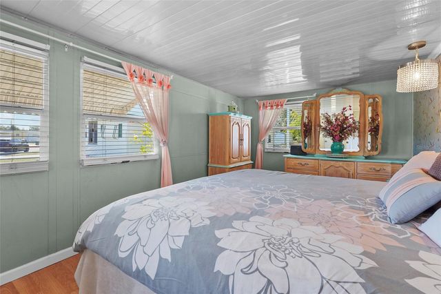 4949 BRAE BURN AVENUE, Sarasota, FL 34234