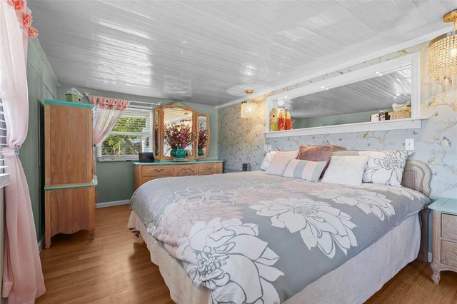 4949 BRAE BURN AVENUE, Sarasota, FL 34234