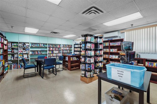 4949 BRAE BURN AVENUE, Sarasota, FL 34234