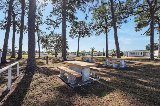 4949 BRAE BURN AVENUE, Sarasota, FL 34234