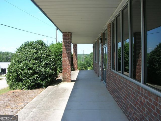 208 Deer Run Plaza, Bremen, GA 30110