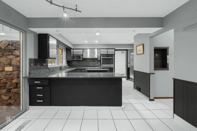 14930 W Wadsworth Road, Wadsworth, IL 60083