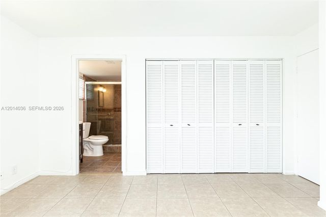 717 Gardens Dr 201, Pompano Beach, FL 33069