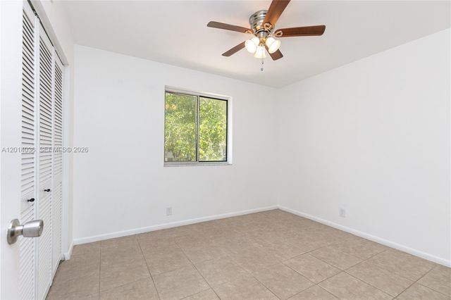 717 Gardens Dr 201, Pompano Beach, FL 33069