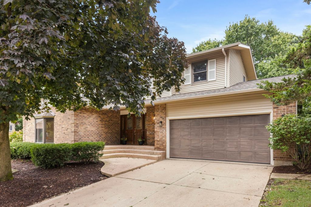 8 Keystone Court, Bolingbrook, IL 60440 — exterior