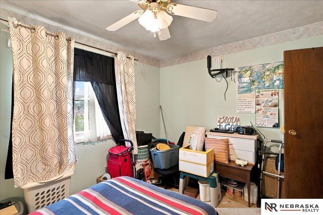 9023 Grand Avenue, Omaha, NE 68134