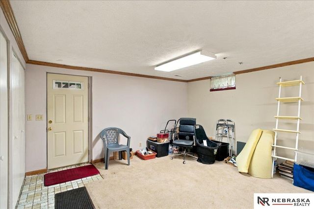 9023 Grand Avenue, Omaha, NE 68134