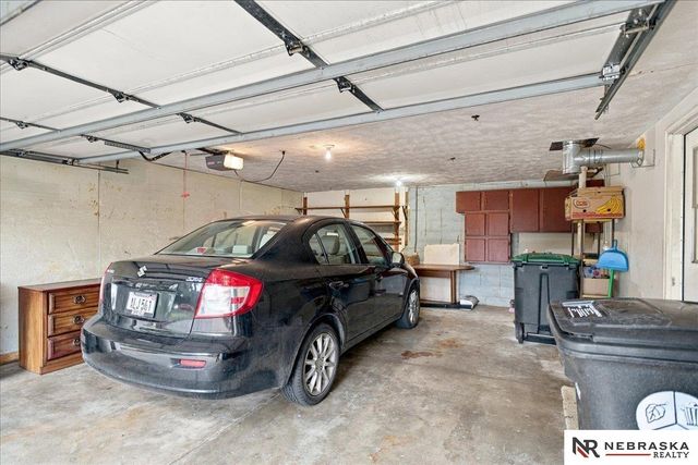 9023 Grand Avenue, Omaha, NE 68134