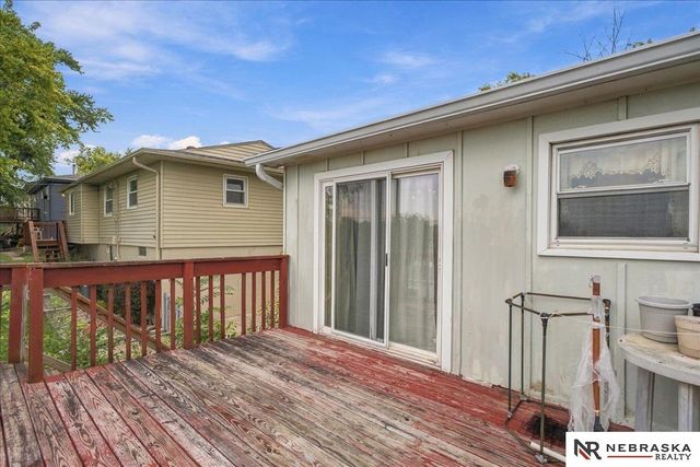 9023 Grand Avenue, Omaha, NE 68134