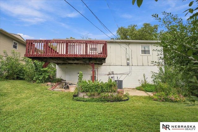 9023 Grand Avenue, Omaha, NE 68134