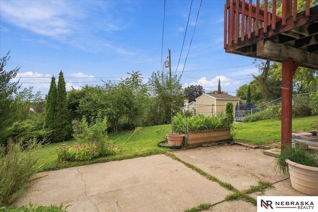 9023 Grand Avenue, Omaha, NE 68134