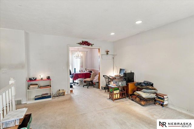 9023 Grand Avenue, Omaha, NE 68134