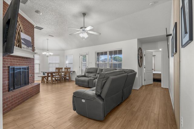 2015 87th Street, Lubbock, TX 79423