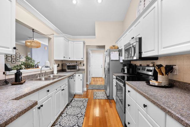 228 Candlewood Dr., Conway, SC 29526