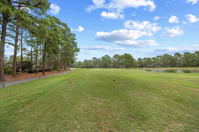 228 Candlewood Dr., Conway, SC 29526