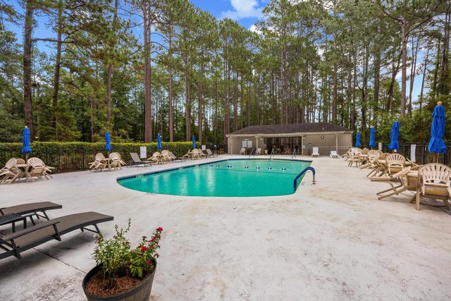 228 Candlewood Dr., Conway, SC 29526