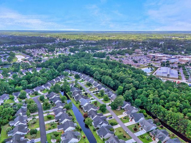 228 Candlewood Dr., Conway, SC 29526