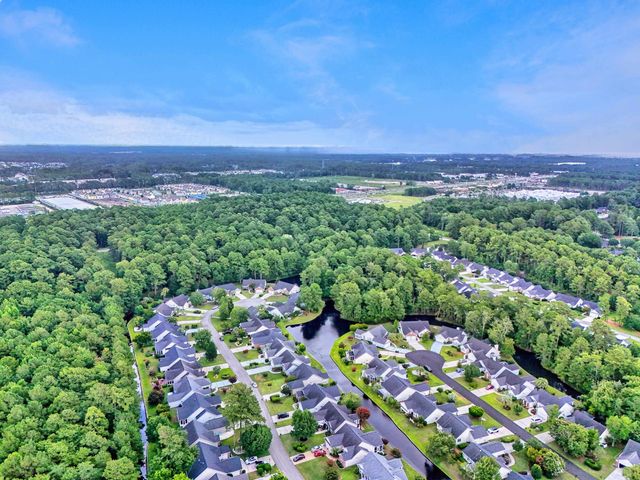 228 Candlewood Dr., Conway, SC 29526
