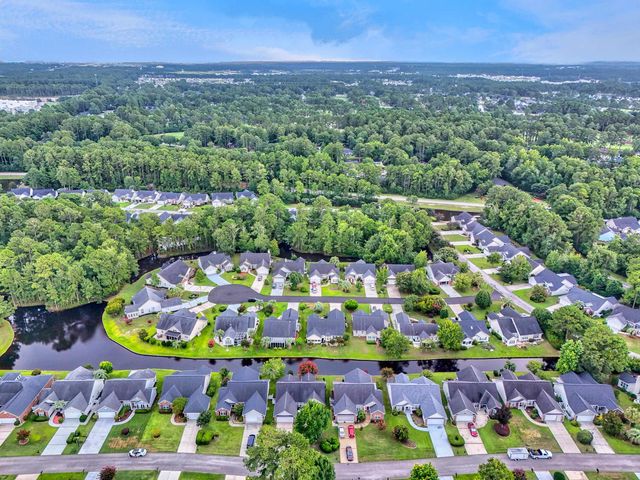 228 Candlewood Dr., Conway, SC 29526