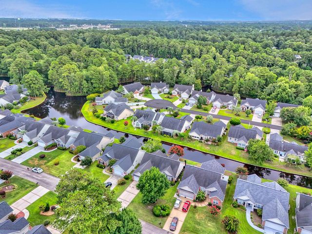 228 Candlewood Dr., Conway, SC 29526