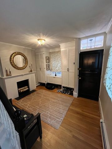 2 Lyndeboro Pl 1, Boston, MA 02116
