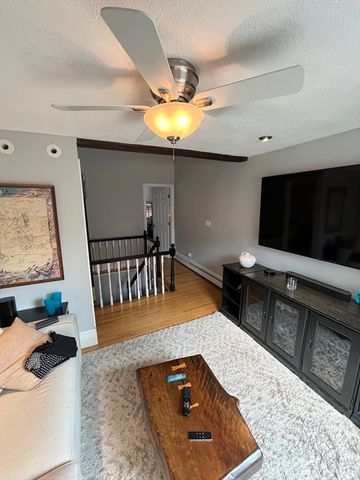 2 Lyndeboro Pl 1, Boston, MA 02116