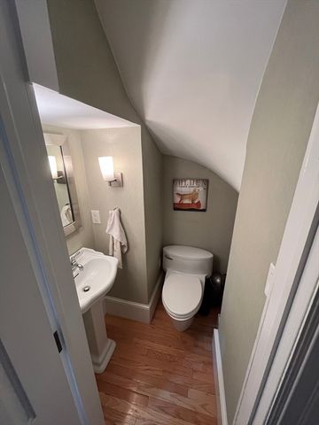 2 Lyndeboro Pl 1, Boston, MA 02116