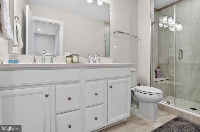 42620 PITLOCHRY TER, Sterling, VA 20166