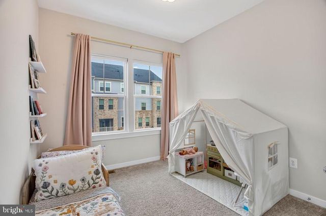 42620 PITLOCHRY TER, Sterling, VA 20166