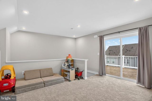42620 PITLOCHRY TER, Sterling, VA 20166