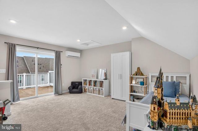 42620 PITLOCHRY TER, Sterling, VA 20166