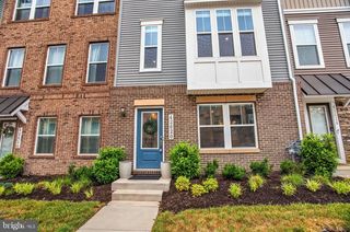 42620 PITLOCHRY TER, Sterling, VA 20166