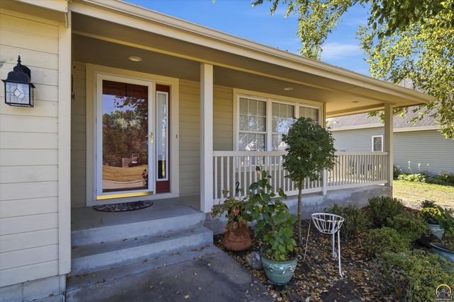4324 SW Stone AVE, Topeka, KS 66610