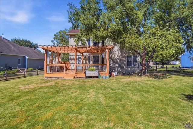 4324 SW Stone AVE, Topeka, KS 66610