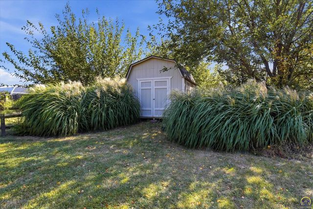 4324 SW Stone AVE, Topeka, KS 66610