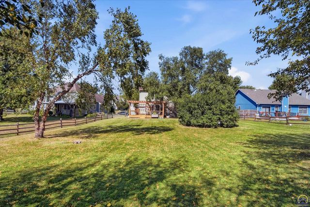 4324 SW Stone AVE, Topeka, KS 66610