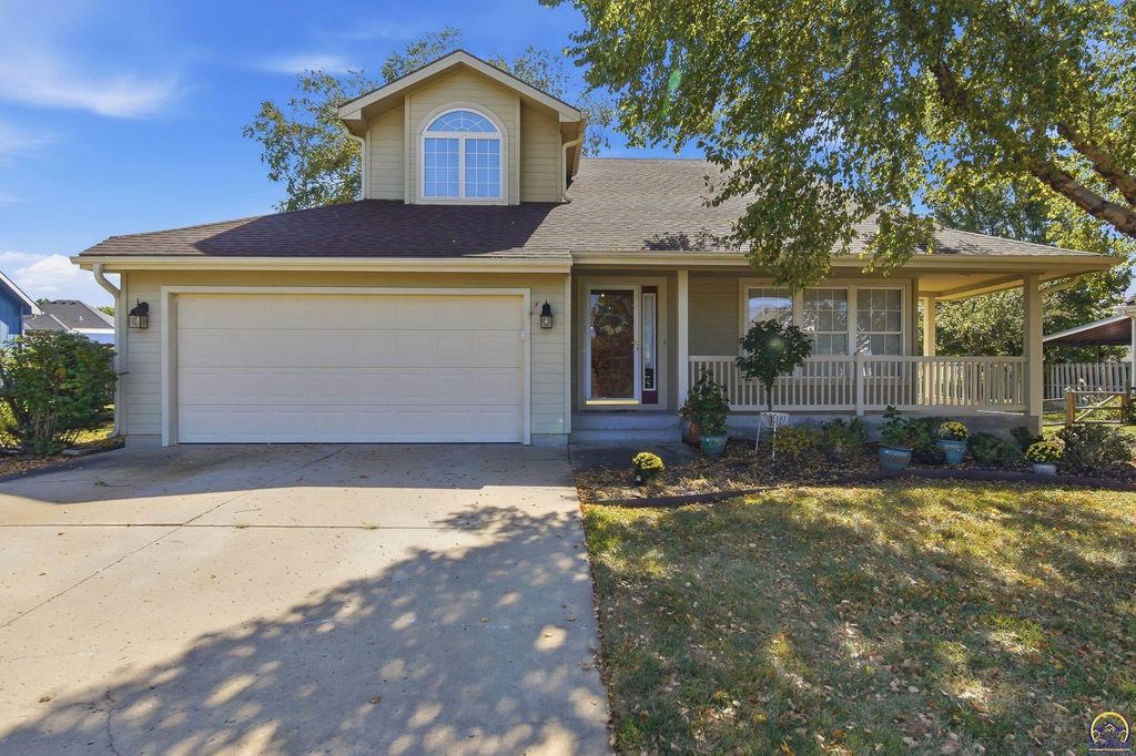 4324 SW Stone AVE, Topeka, KS 66610