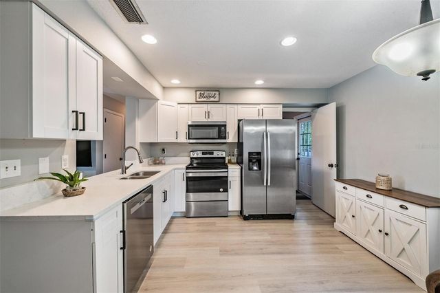 4819 S DOSSEY ROAD, Lakeland, FL 33811